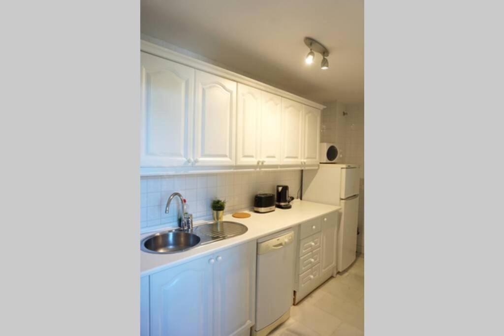 Beachside Apartment Mi Capricho Portal 7 Ситио-де-Калаонда Экстерьер фото